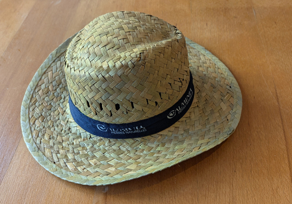 CHAPEAUPAILLECALMINIA01